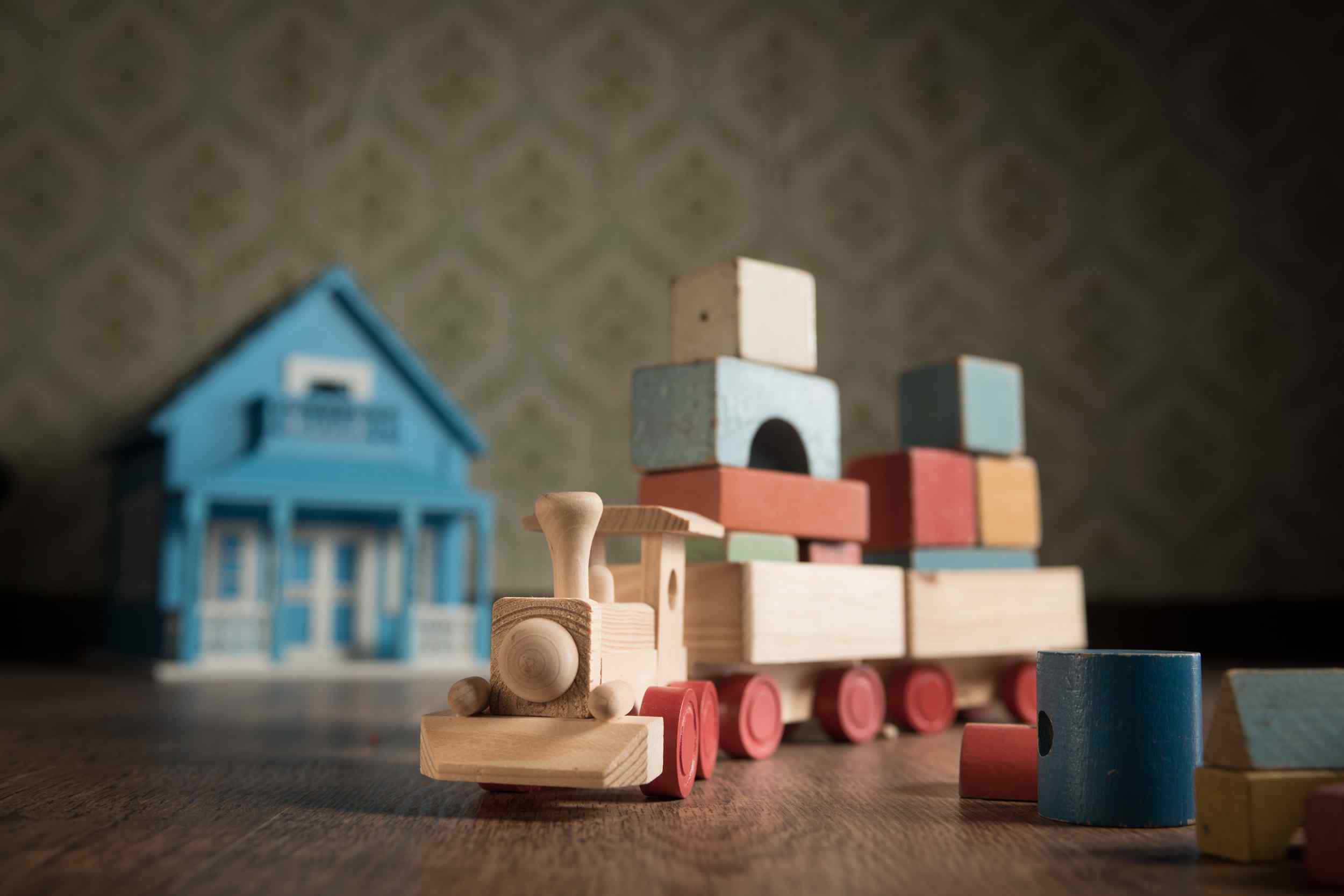 https://solidwoodtoys.com/wp-content/uploads/2016/04/portfolio_10.jpg